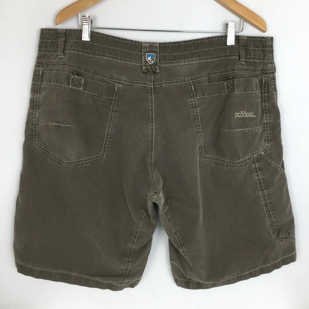 Kuhl Mens Cargo Shorts Green Taupe Size 38